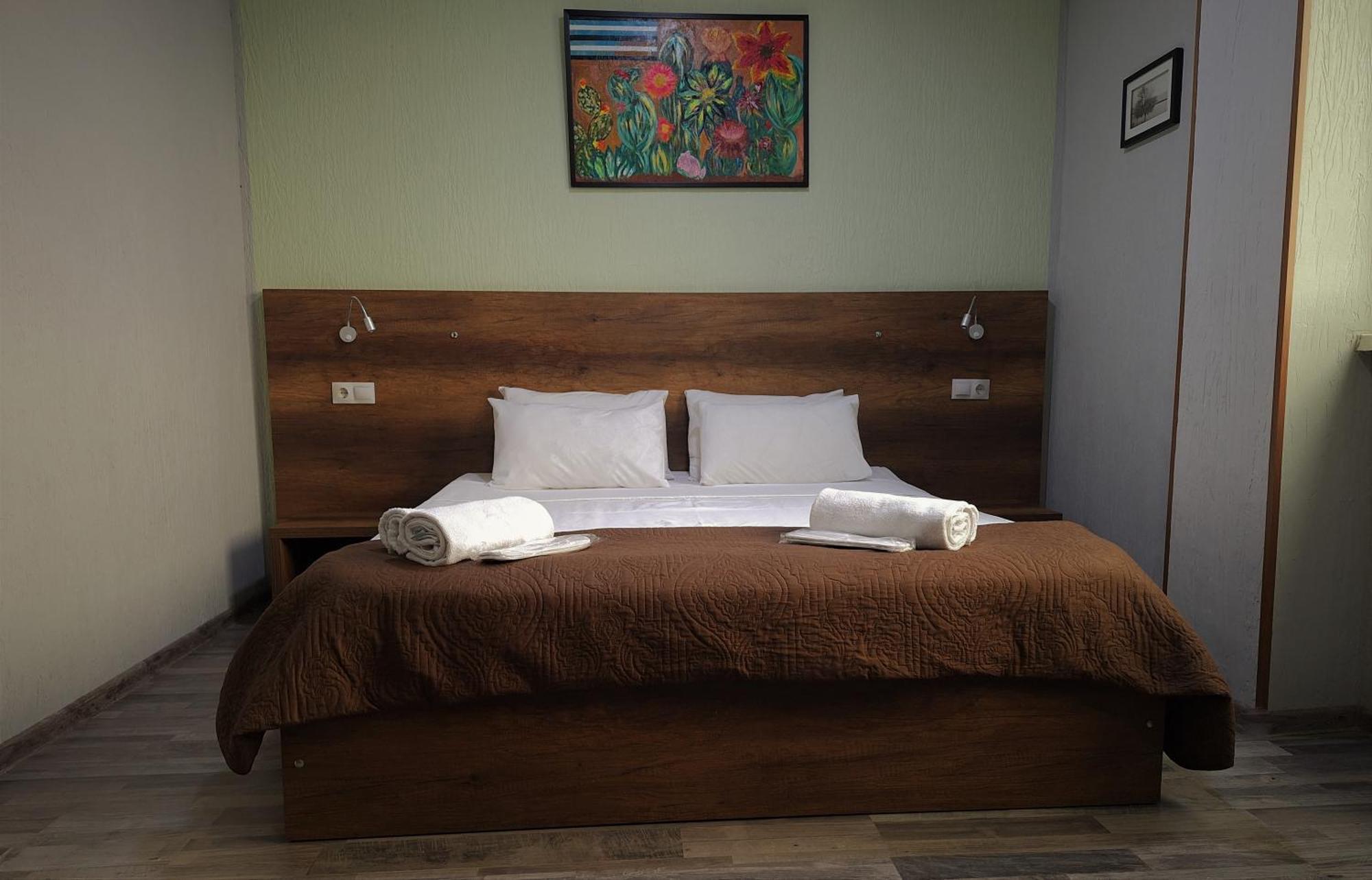קוטאיסי Hotel Georgian מראה חיצוני תמונה