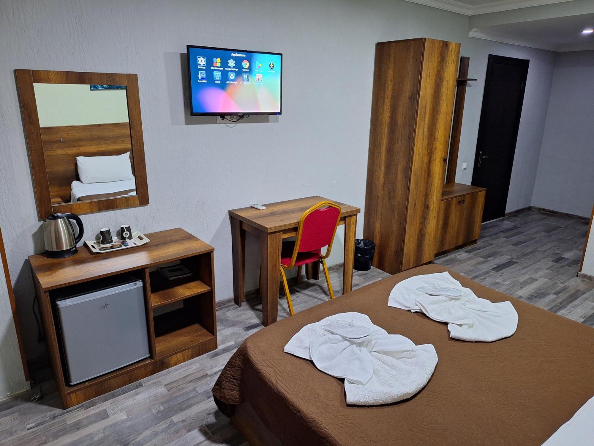 קוטאיסי Hotel Georgian מראה חיצוני תמונה